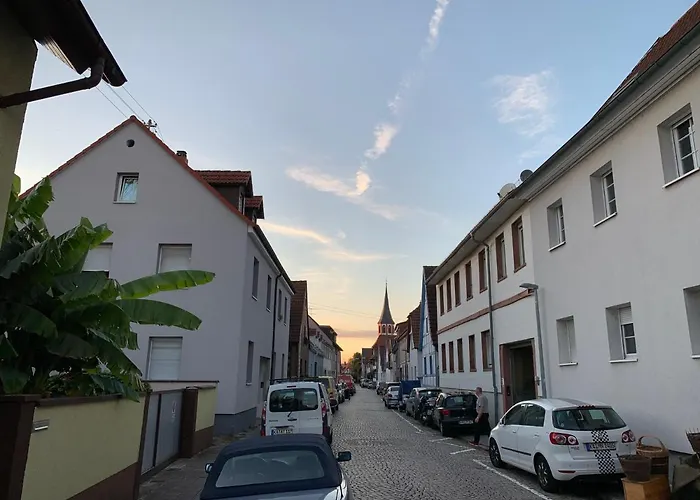 Fachwerkhaus In Ruhiger Altstadt By Rabe - Eigene Terrasse, Smart-tv, Netflix Karlsruhe